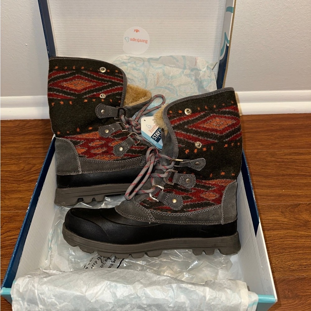Baretraps Women’s Yaegar Snow Boots NWT
Size 7.5